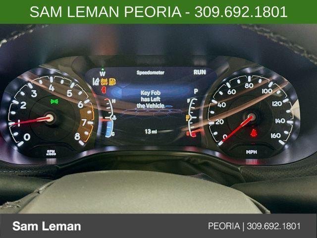 New 2026 Red Hot Pearlcoat Jeep Latitude image 12