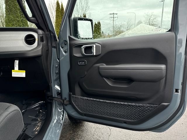 New 2026 Anvil Clearcoat Jeep Sport S image 25