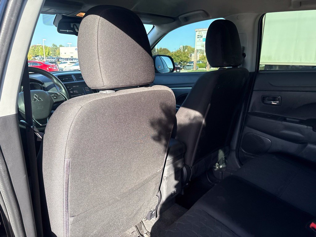 Used 2022 Black Mitsubishi 2.0 LE image 31