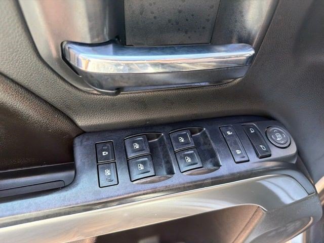 Used 2016 Silver Ice Metallic Chevrolet LT image 11