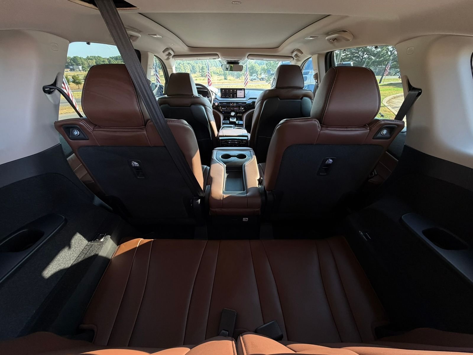 Used 2024 Majestic Black Pearl Acura Advance image 32