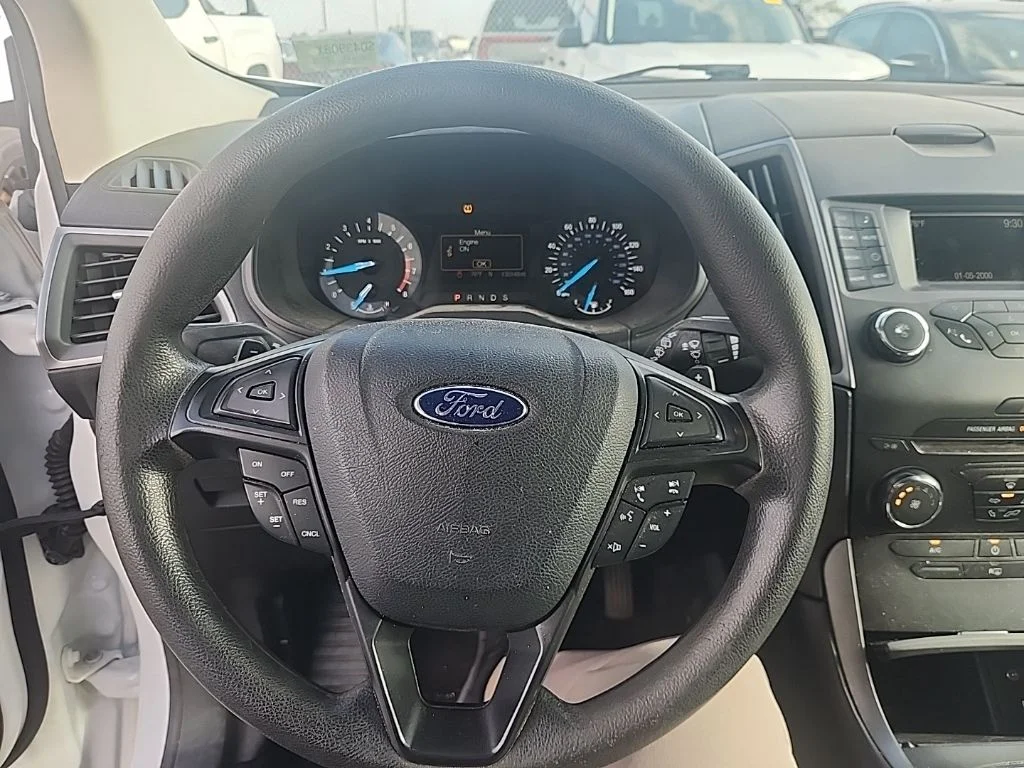 Used 2015 White Ford SE image 22