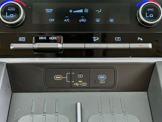 New 2026 Hyundai SANTA FE HYBRID SE