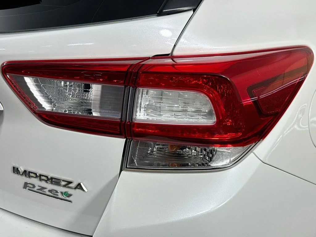 Used 2017 White Subaru 2.0i Limited image 32