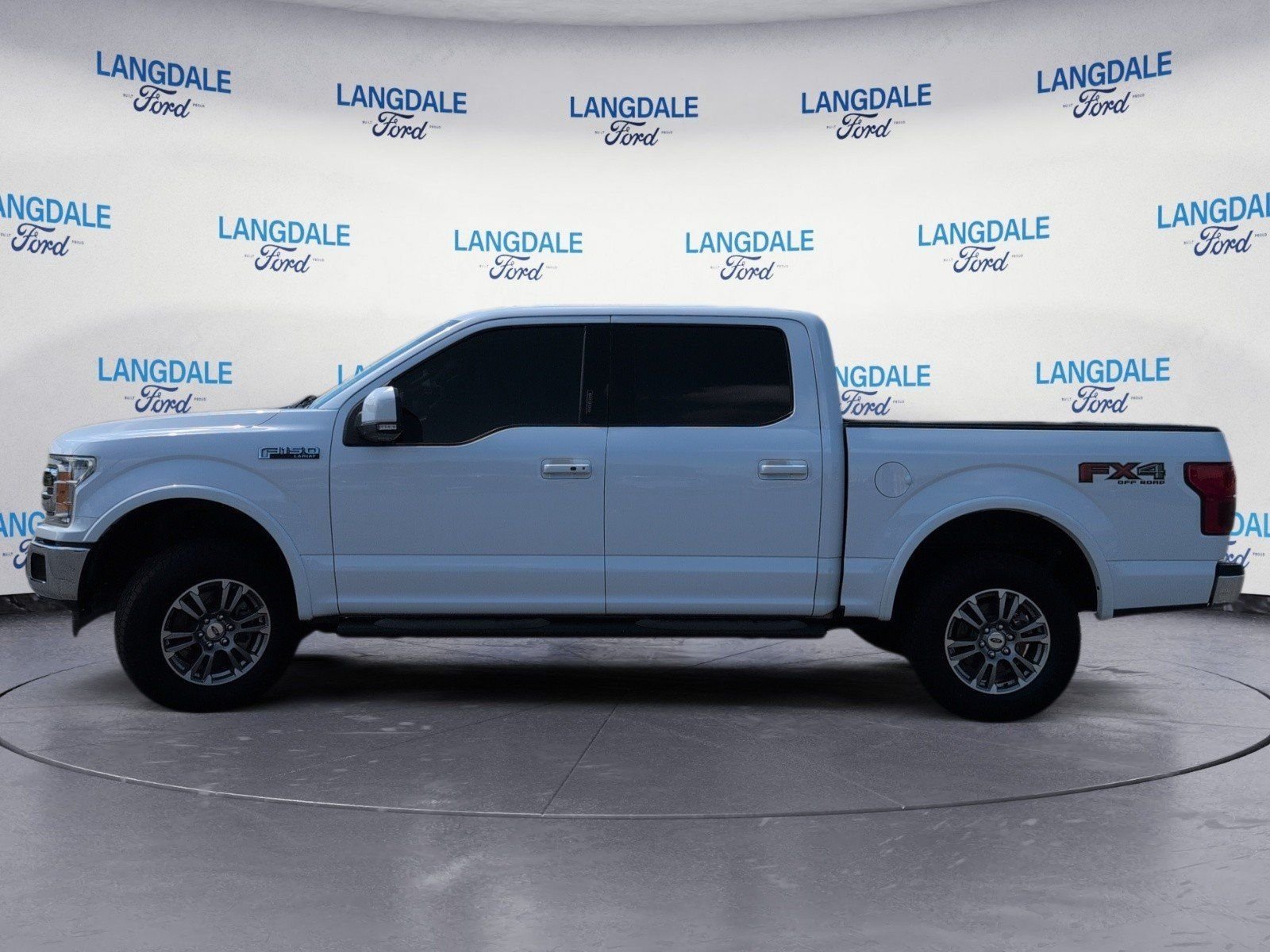 Used 2018 Oxford White Ford Lariat image 10