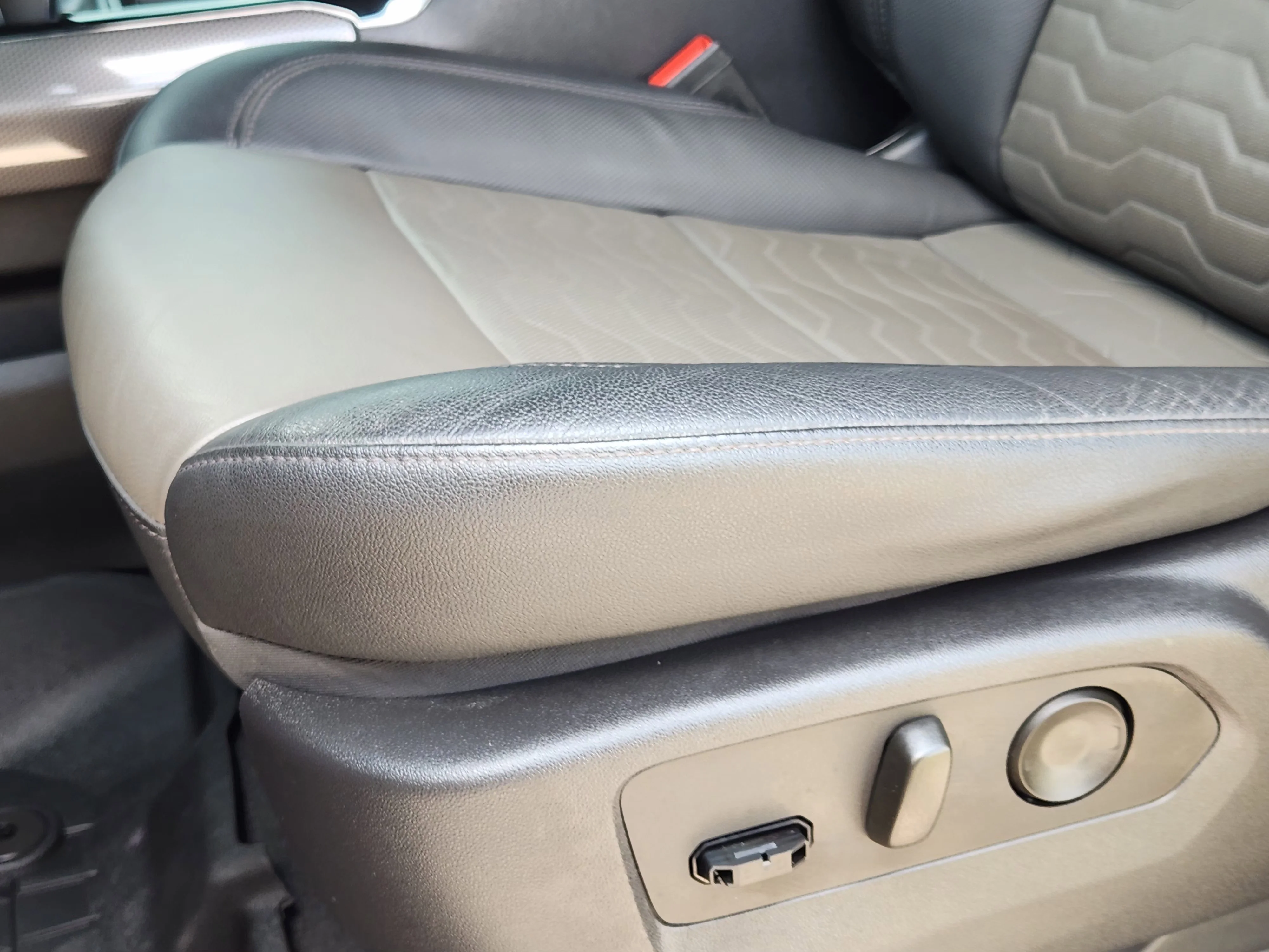 Used 2023 Sterling Gray Metallic Chevrolet ZR2 image 24