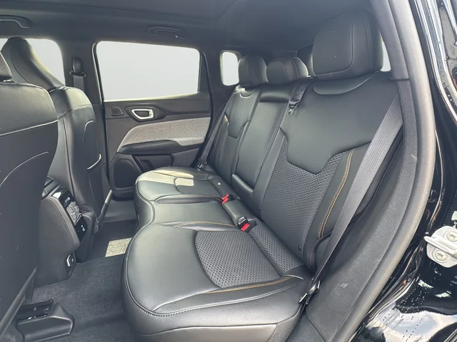 2026 Jeep Compass 85th Anniversary - Photo 27