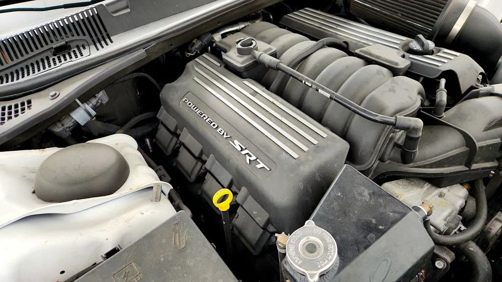 Used 2020 White Knuckle Clearcoat Dodge R/T Scat Pack 50th Ann. Widebody RWD w/ harman/kardon & Sunroof image 27