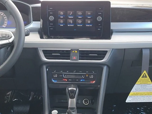 2025 Volkswagen Taos SE - Photo 20