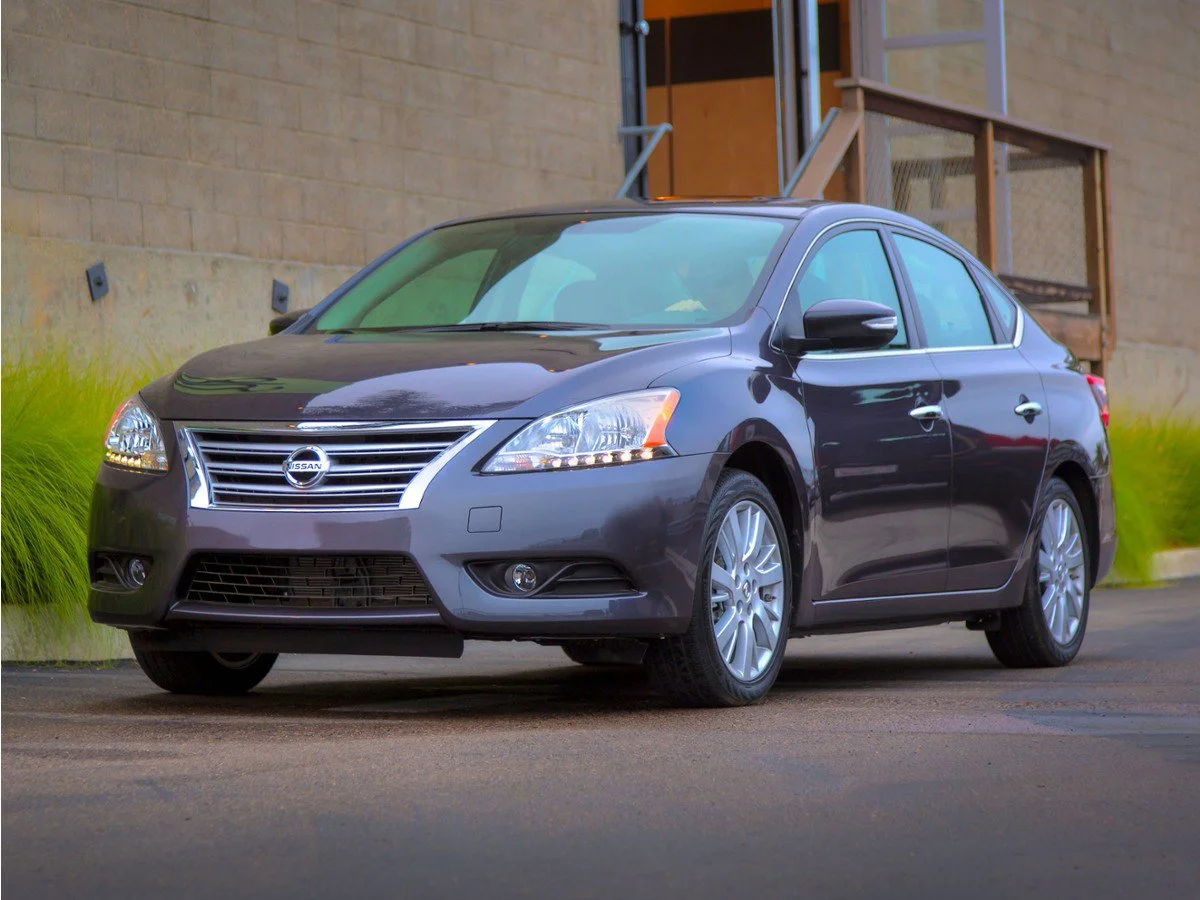 2013 Nissan Sentra 1.8 S CVT's photo