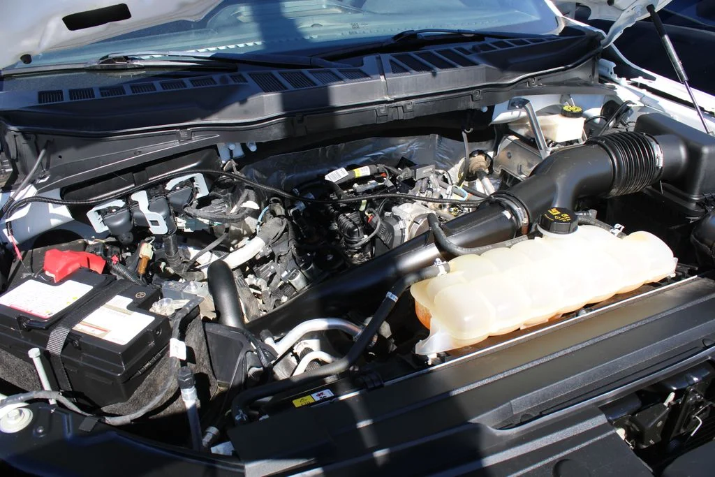 Used 2023 Oxford White Ford XL image 11