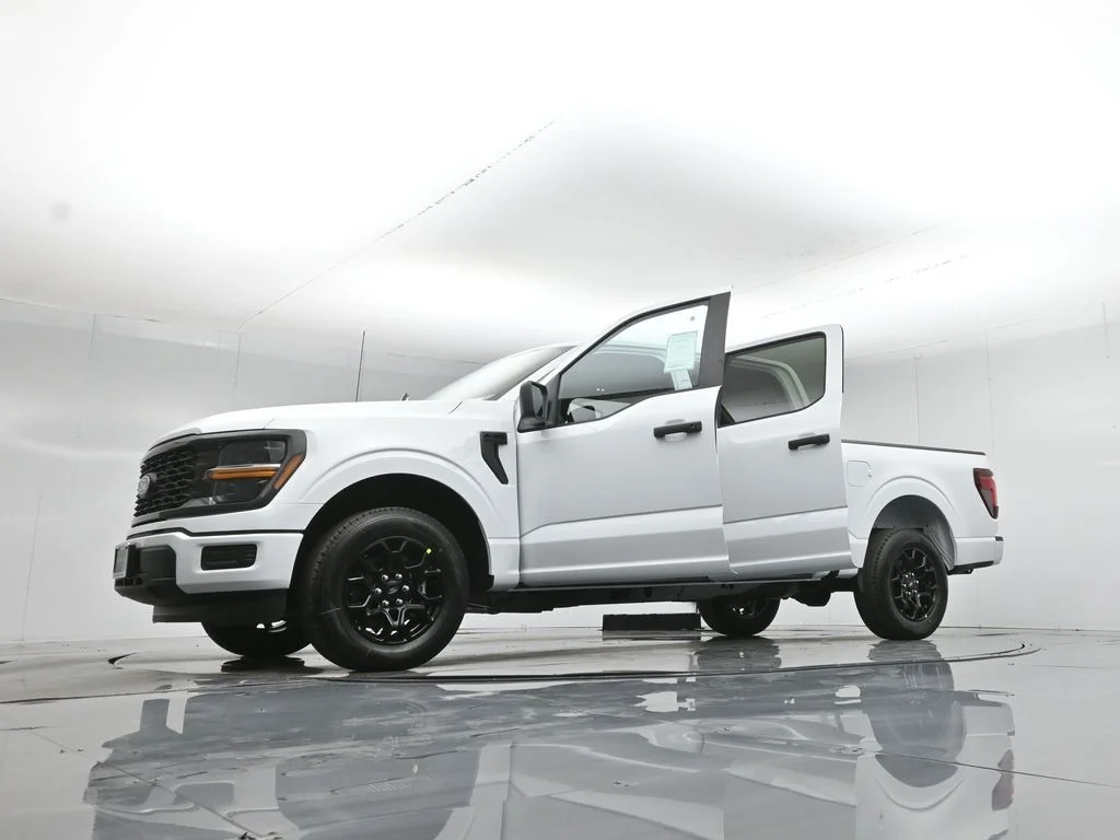 New 2026 Oxford White Ford STX image 45