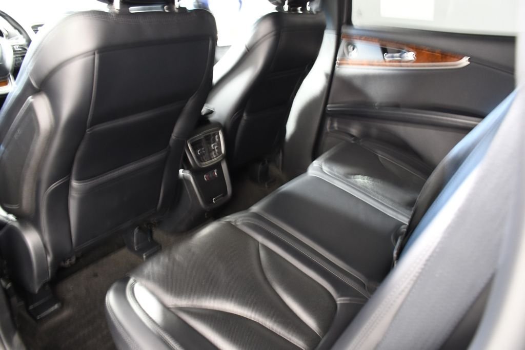 Used 2020 Infinite Black Lincoln Reserve image 26
