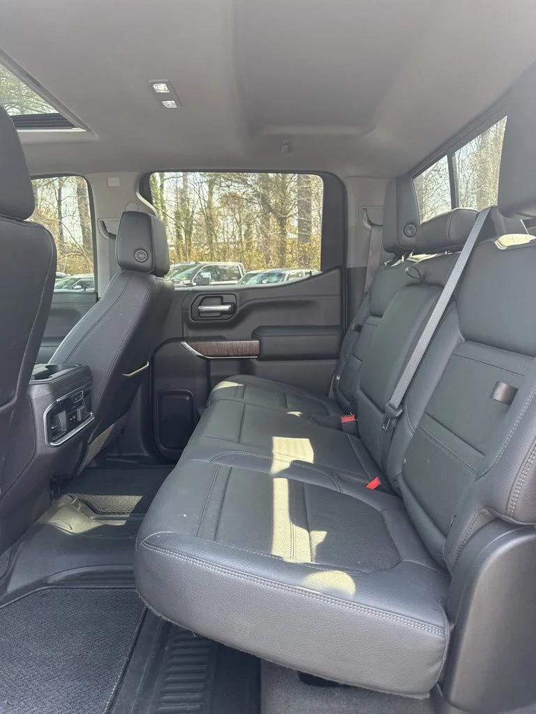 Used 2021 White GMC Denali image 15