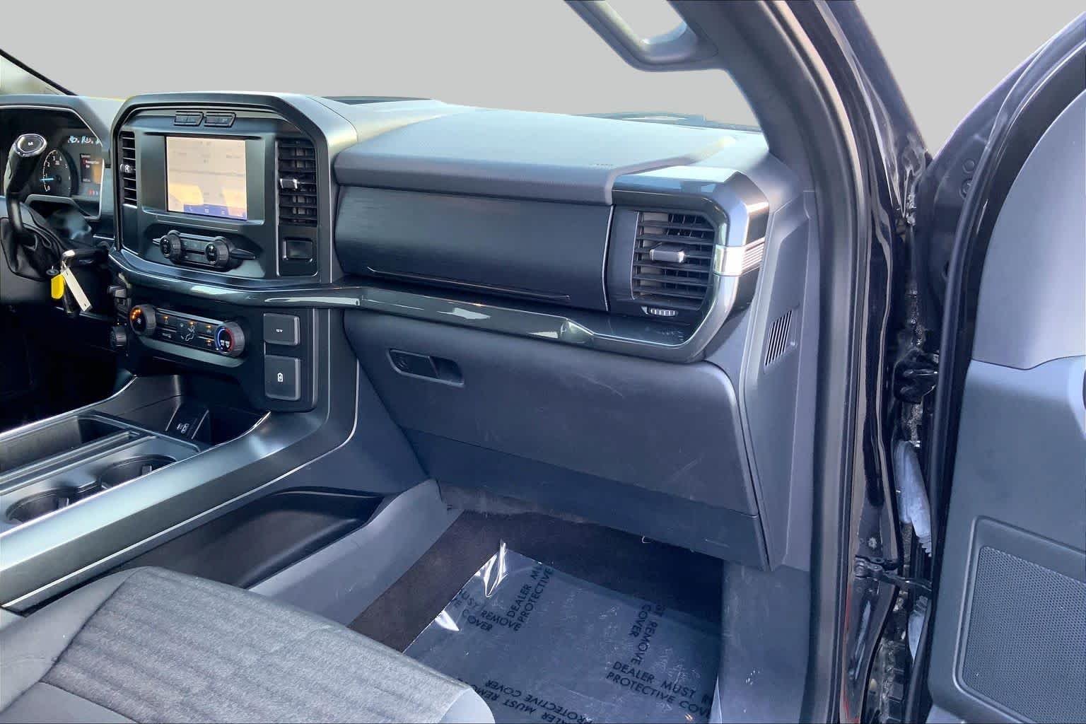 Used 2021 Agate Black Metallic Ford XL image 18