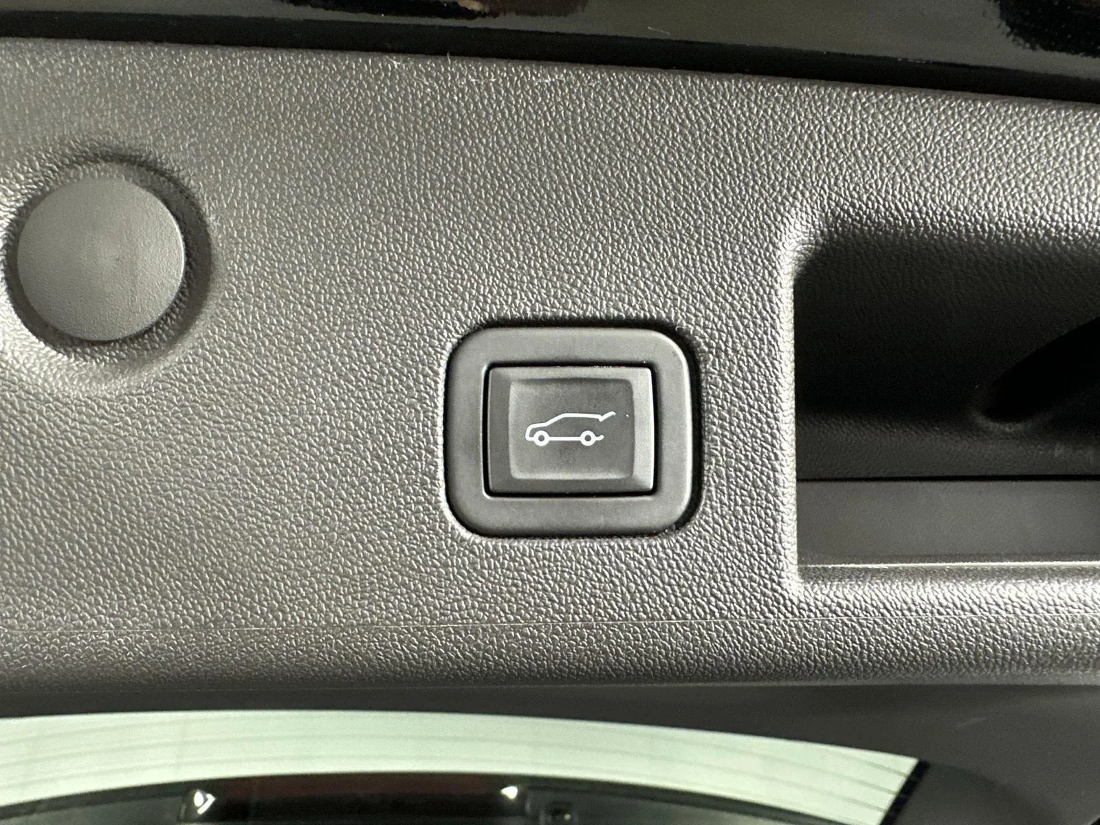 Used 2024 Mosaic Black Metallic Chevrolet LT image 24