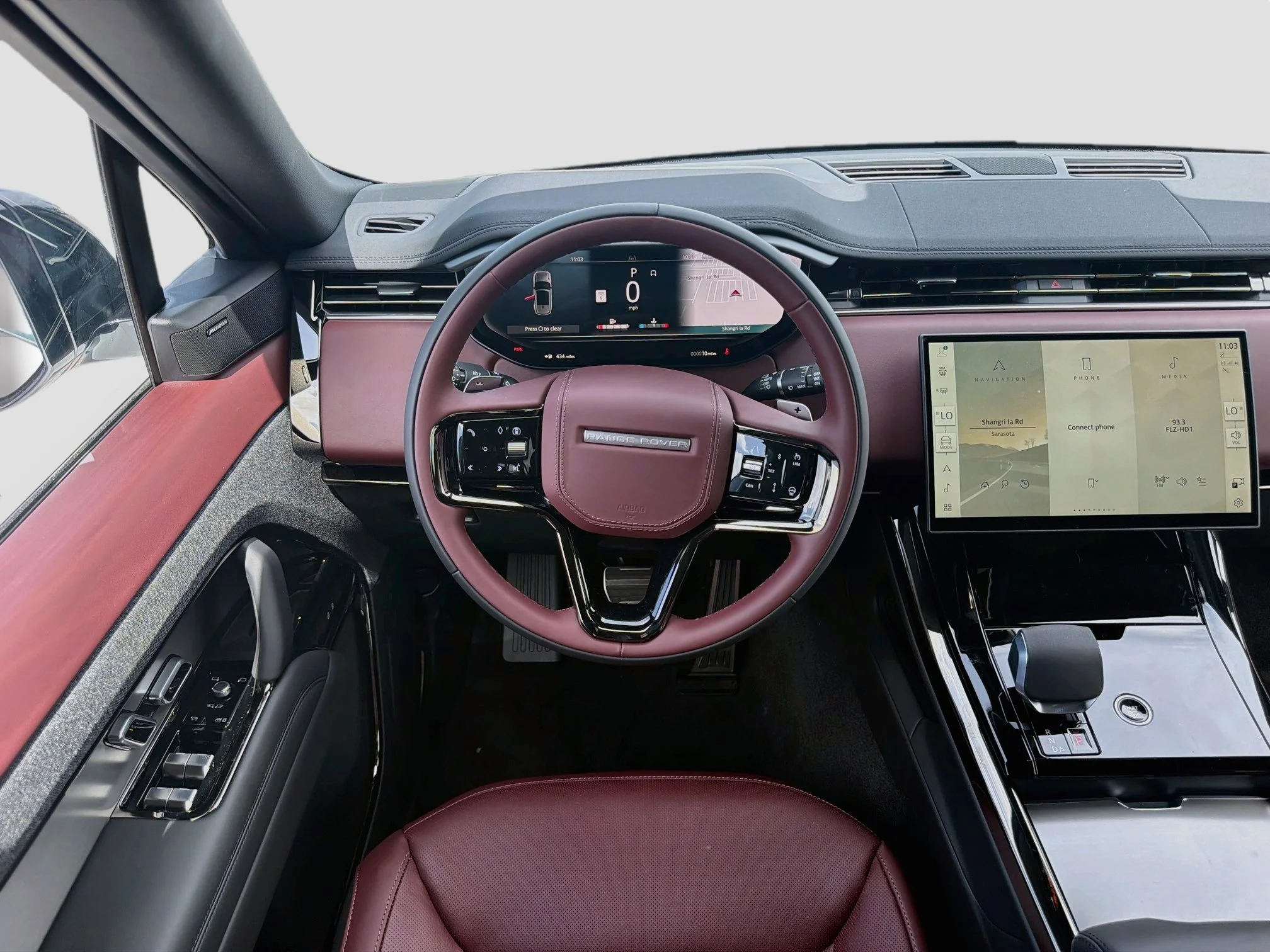 New 2026 Fuji White Land Rover Dynamic SE image 18