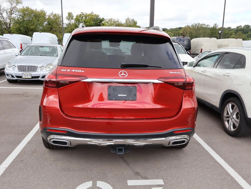Used 2024 Red Mercedes-Benz GLE 450e image 12
