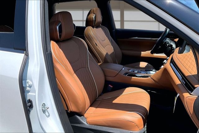 Used 2026 Black INFINITI Autograph image 7