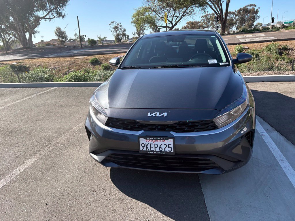 Used 2024 Gray Kia LXS image 2