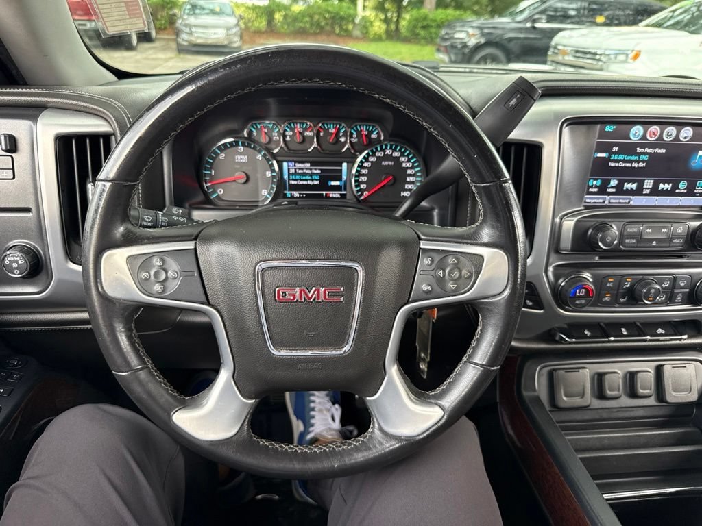 Used 2017 PEPPERDUST METALLIC GMC SLT image 57