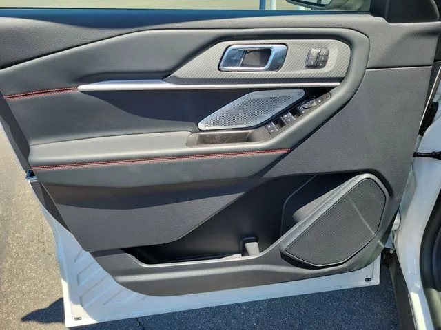 New 2026 Star White Metallic Tri-Coat Ford ST image 19