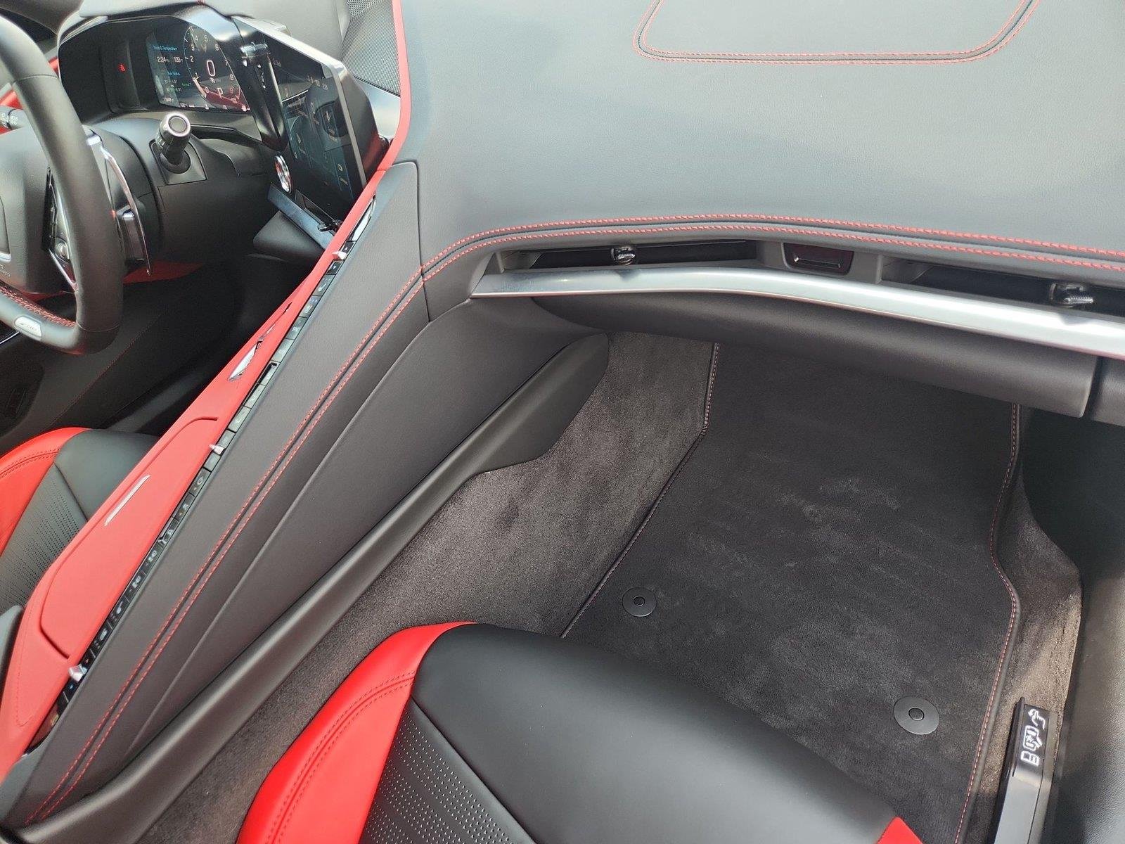 2024 Chevrolet Corvette 2LZ - Photo 25