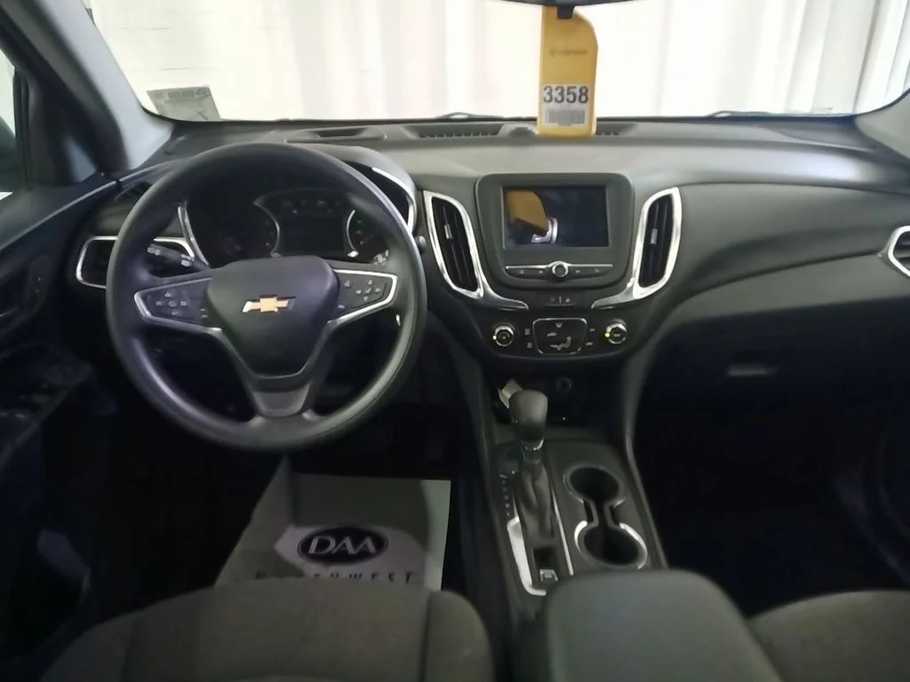 Used 2022 Seaglass Blue Metallic Chevrolet LT image 8
