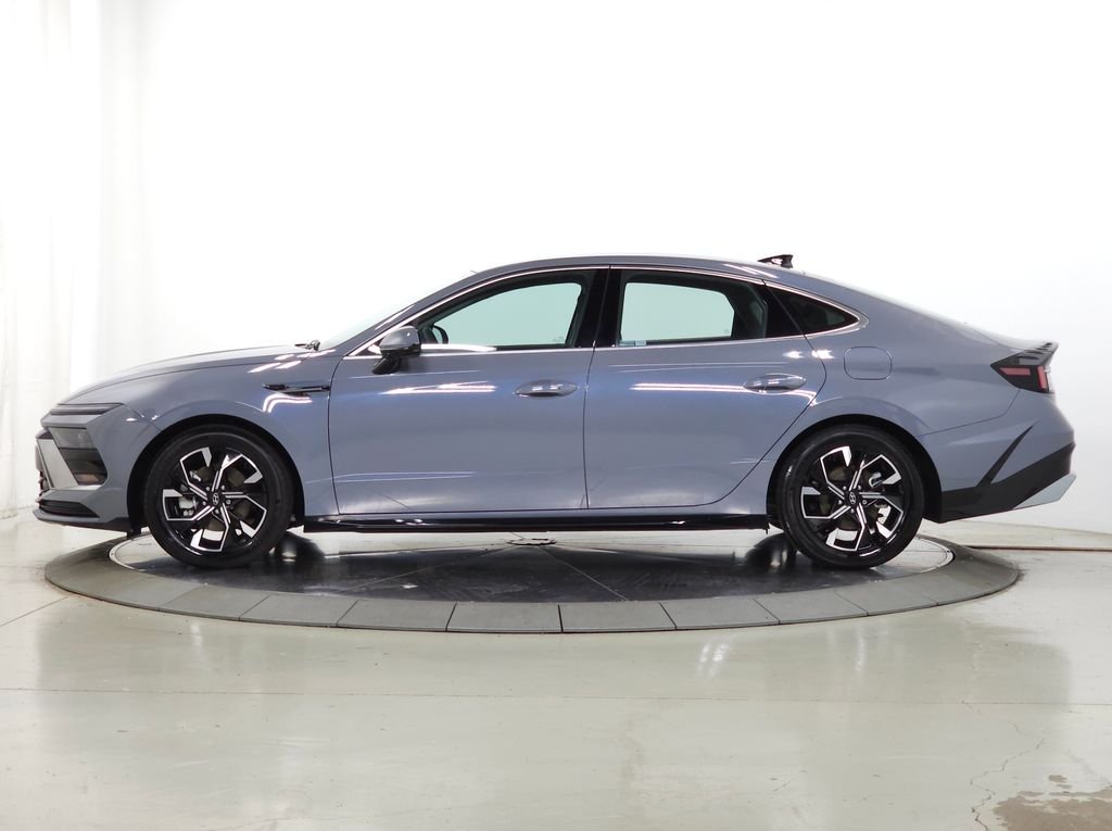 Certified Used 2024 Transmission Blue Hyundai SEL image 6
