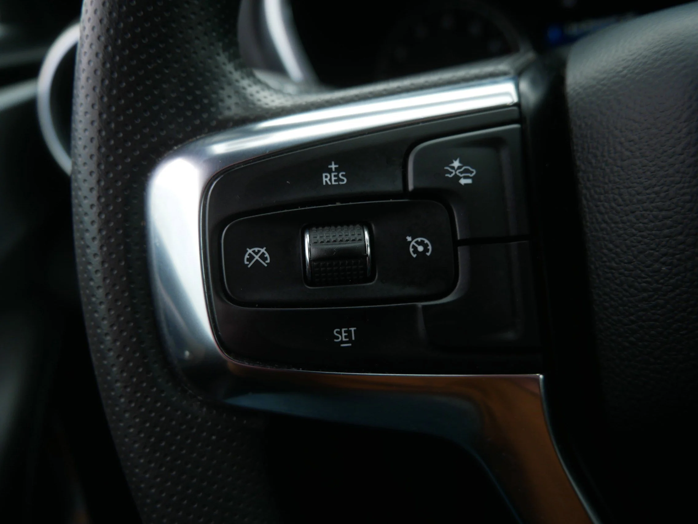 Used 2022 Black Chevrolet LT image 24