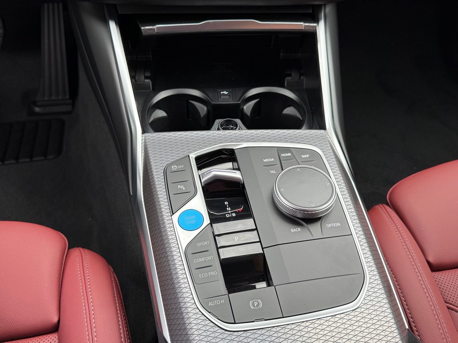 New 2026 Alpine White BMW xDrive40 image 27