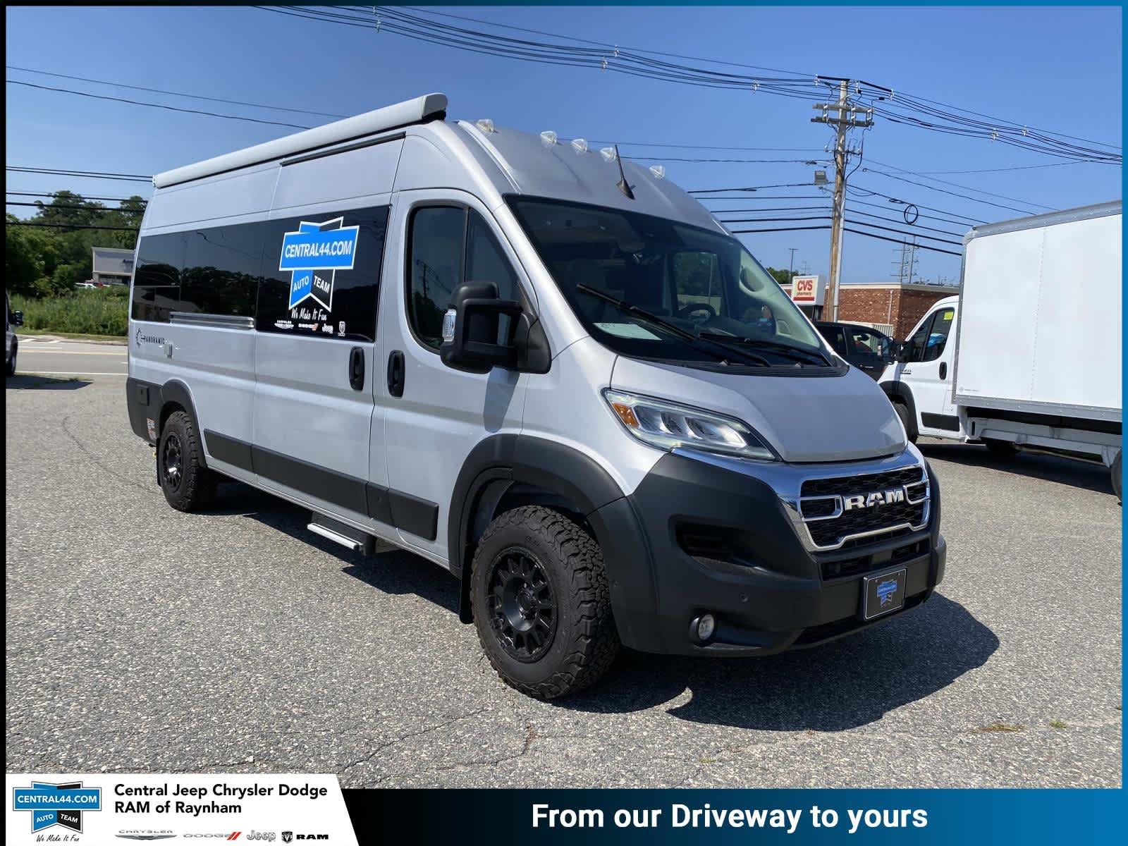 2024 Ram ProMaster Cargo Van SLT+