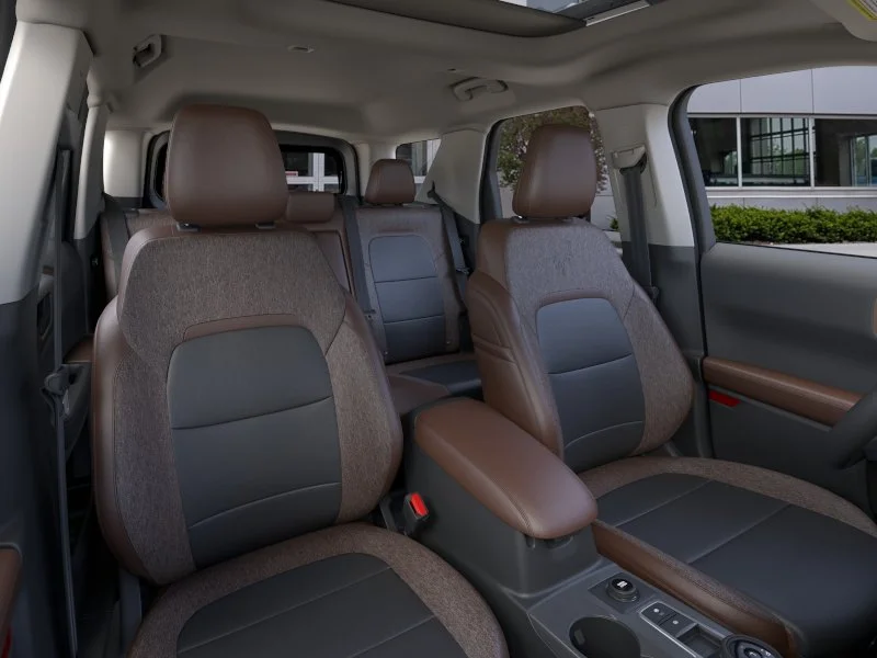 New 2025 Azure Gray Metallic Ford Outer Banks image 33