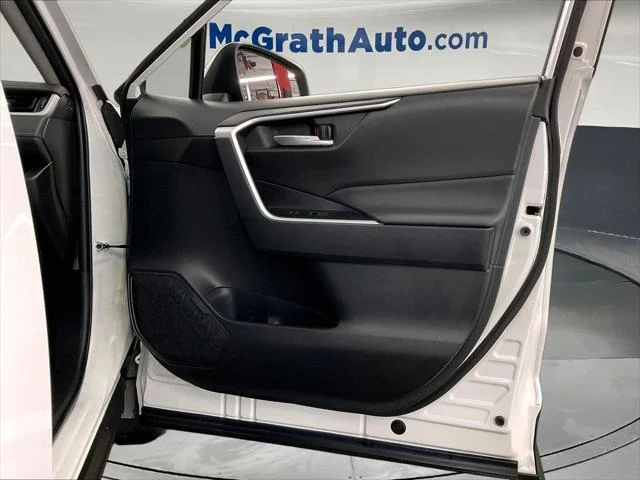 Certified Used 2023 ICE CAP Toyota  image 29