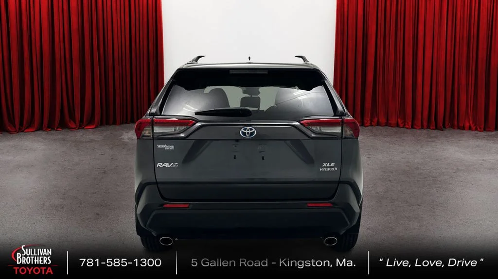 Used 2023 Gray Toyota XLE image 6