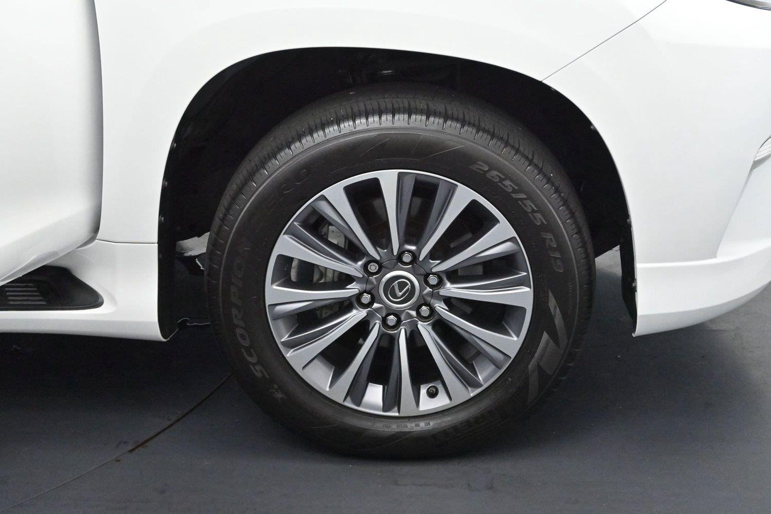 Used 2021 Starfire Pearl Lexus GX 460 Luxury image 43