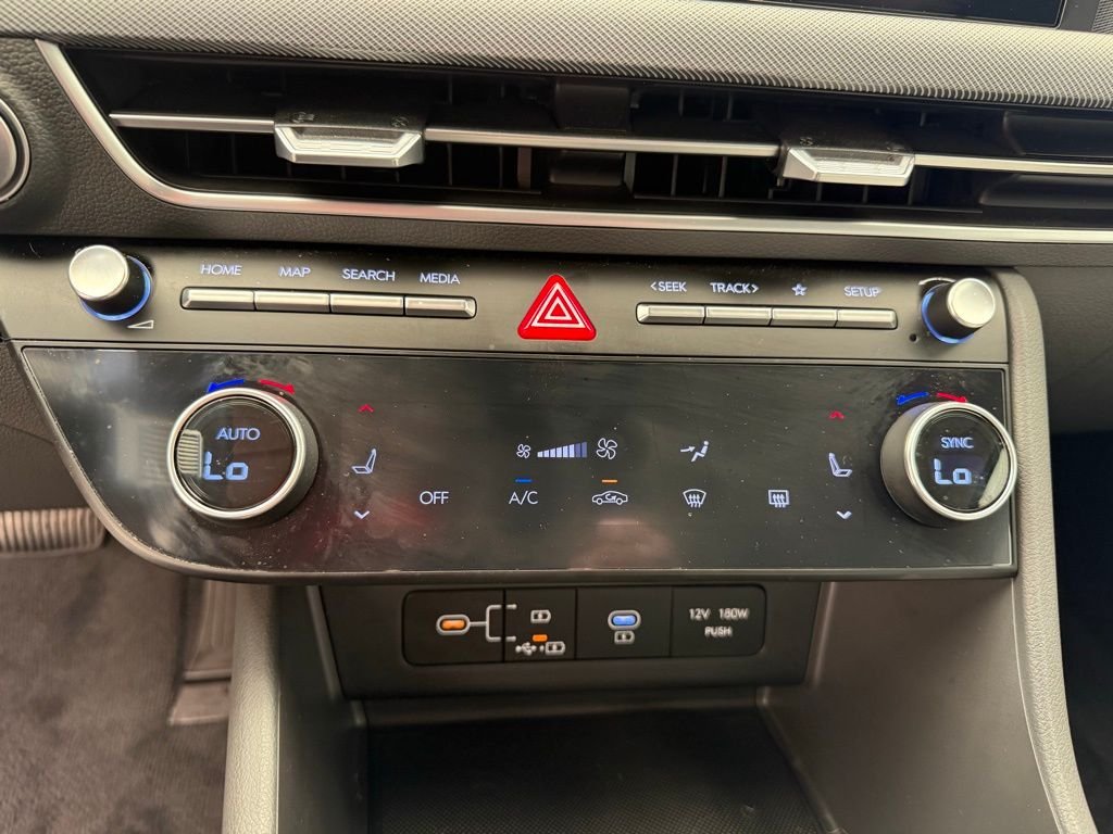 Used 2024 Silver Hyundai SEL image 35