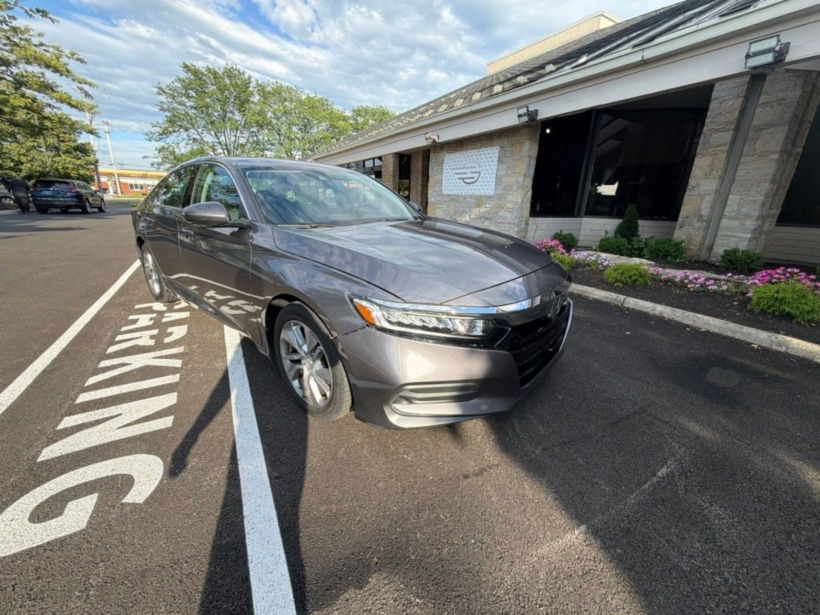 2019 Honda Accord LX - Photo 6