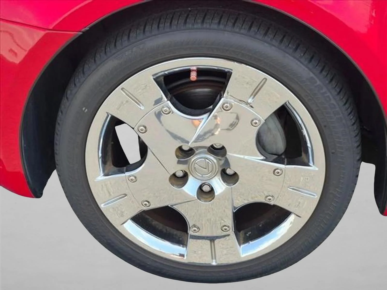 Used 2005 Red Lexus  image 10