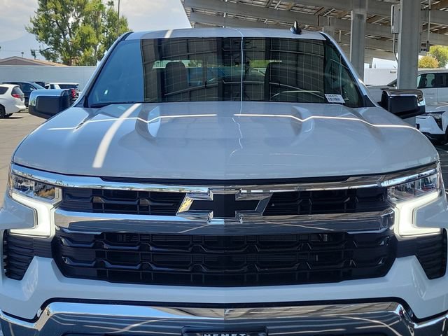 New 2026 Summit White Chevrolet LT image 21