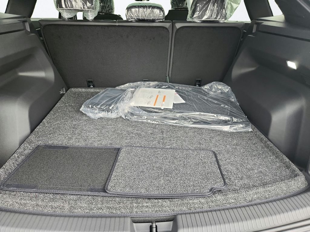 New 2026 Silver Volkswagen SEL Premium R-Line image 29