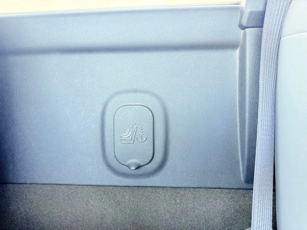 Used 2017 White Chevrolet Work Truck image 35