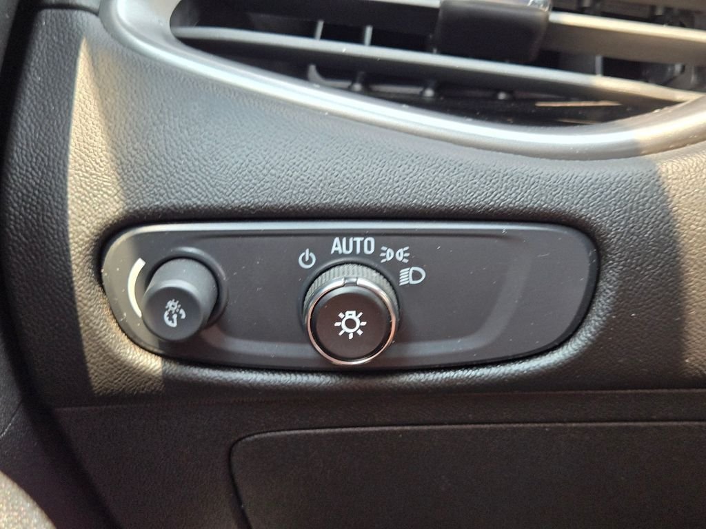 Used 2025 Black Chevrolet LT image 20
