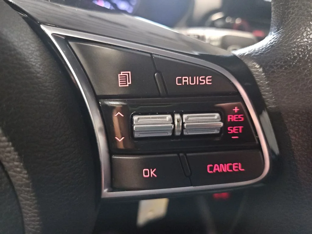 Used 2019 Black Kia LXS image 29