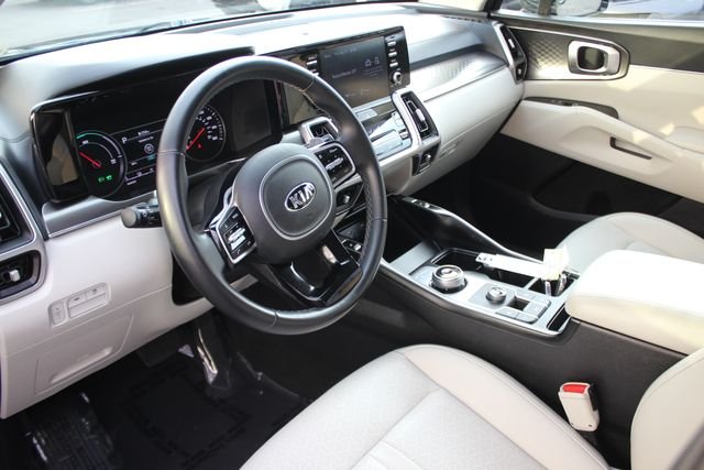 Used 2021 Black Kia S image 3