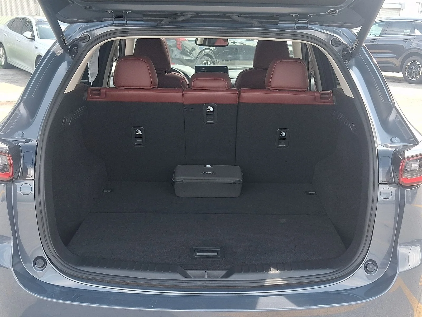 Used 2024 Gray Mazda 2.5 S Carbon Edition image 29