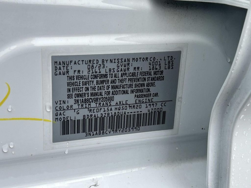 Used 2024 White Nissan SV image 9