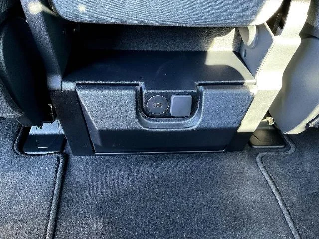 New 2027 Carbonized Gray Metallic Ford F-250® XLT image 61