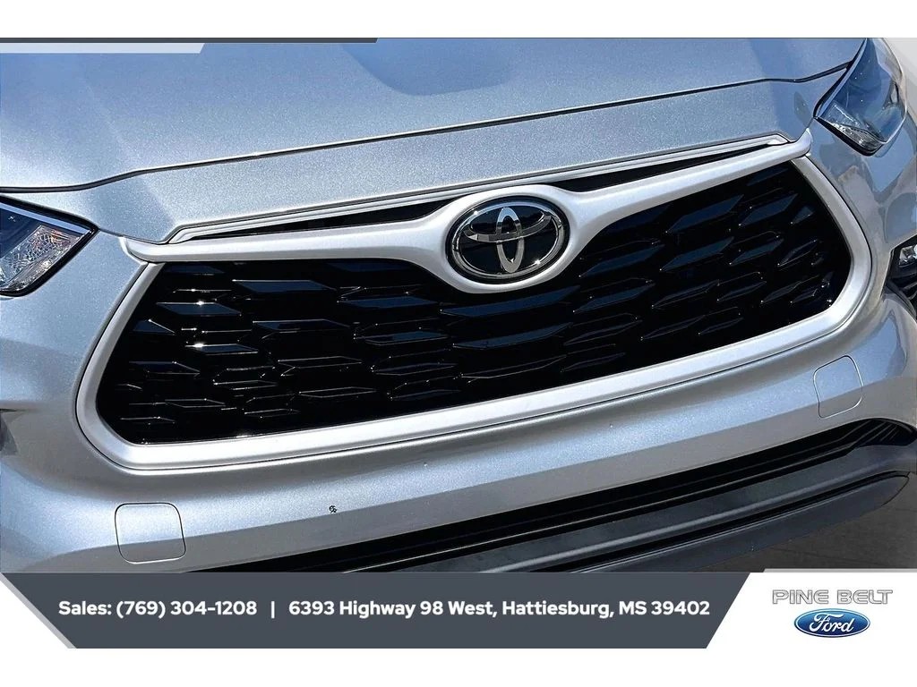 Used 2024 Celestial Silver Metallic Toyota XLE image 25