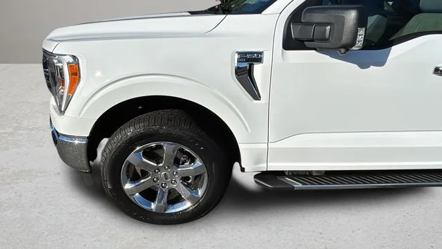 Used 2023 White Ford XLT image 37